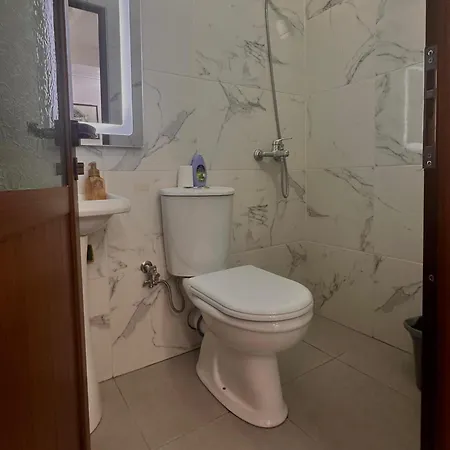 V-appartment تيرانا