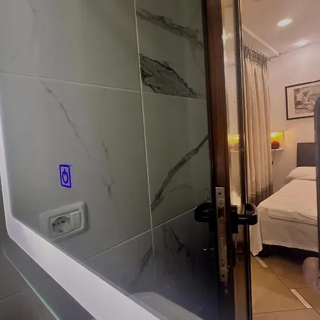 V-appartment 公寓 地拉那
